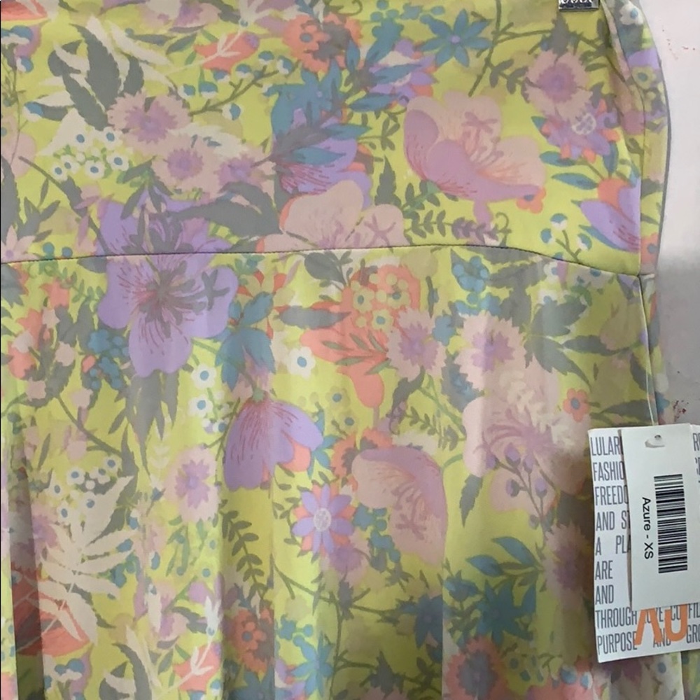 Azure flowy skirt size xsmall - Picture 1 of 3